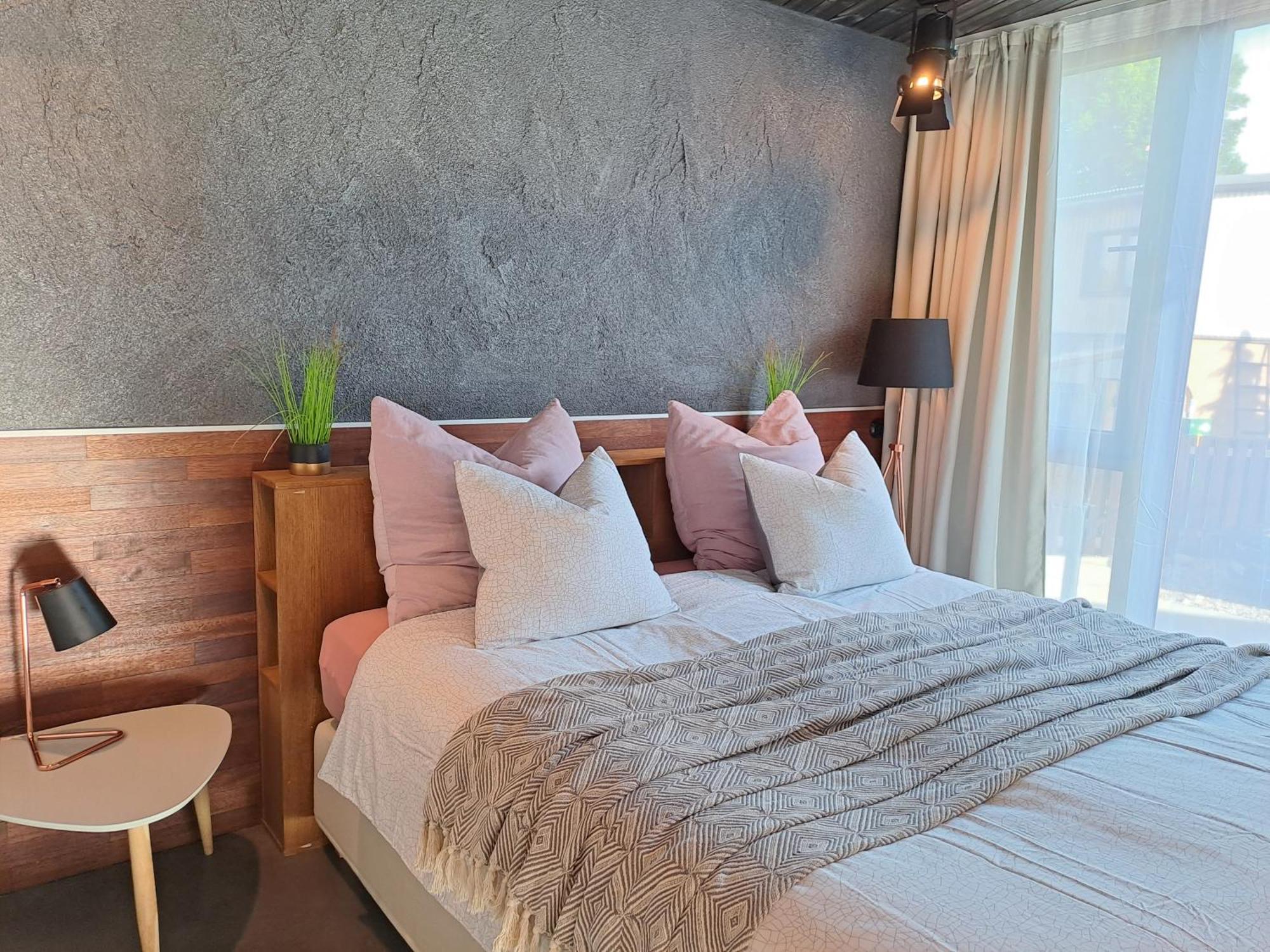Lux Apartment Пярну Экстерьер фото